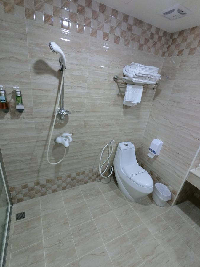 雲林斗六福爾摩莎大飯店 Ξενοδοχείο Εξωτερικό φωτογραφία